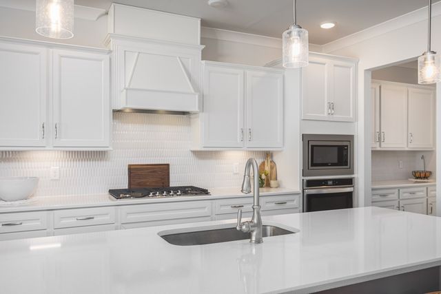 1218 Pebble Run Rd, Hendersonville, TN 37075