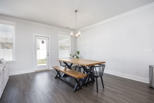 1218 Pebble Run Rd, Hendersonville, TN 37075