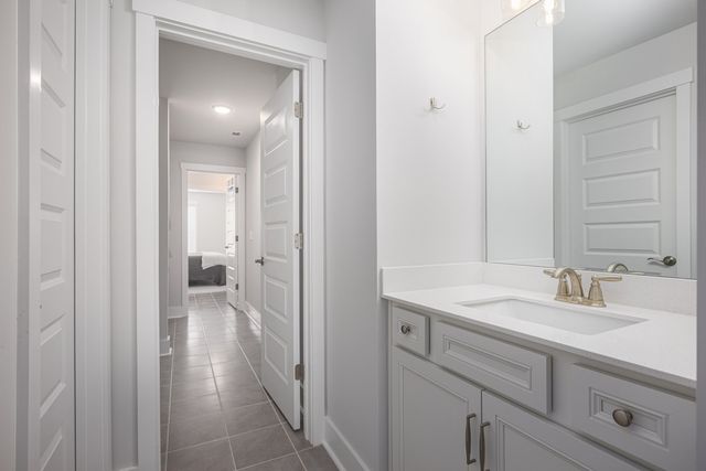 1218 Pebble Run Rd, Hendersonville, TN 37075