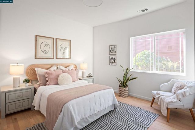 3131 Mabel St, Berkeley, CA 94702