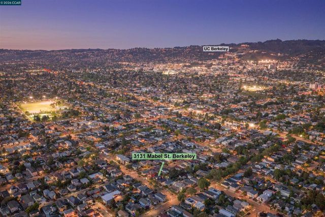 3131 Mabel St, Berkeley, CA 94702