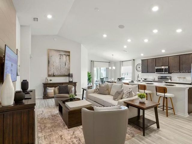 1075 FOREST LAKE DRIVE, Wildwood, FL 34785