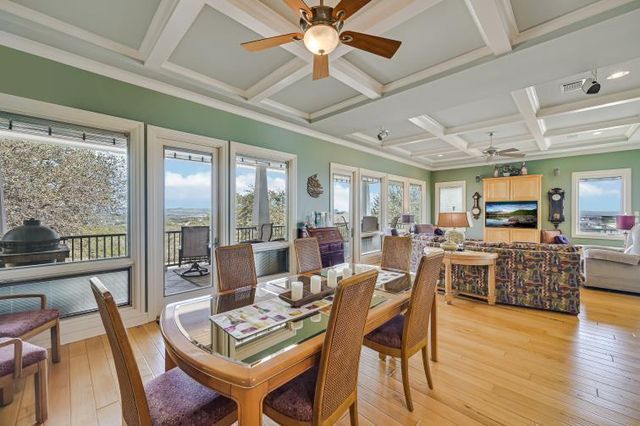 27023 Waterfall Hill PKWY, Spicewood, TX 78669