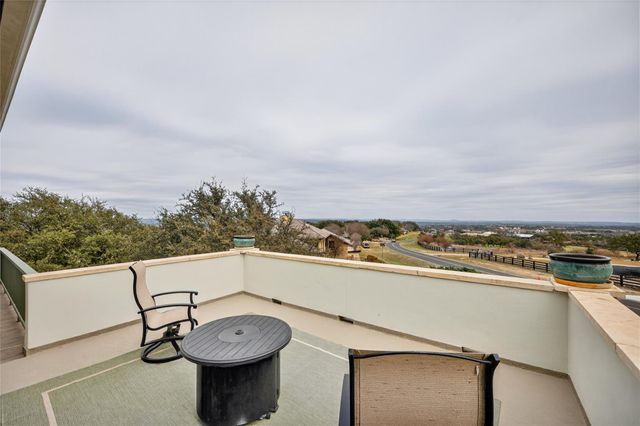 27023 Waterfall Hill PKWY, Spicewood, TX 78669
