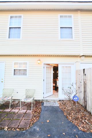 1423 Ashley River Road 2c, Charleston, SC 29407