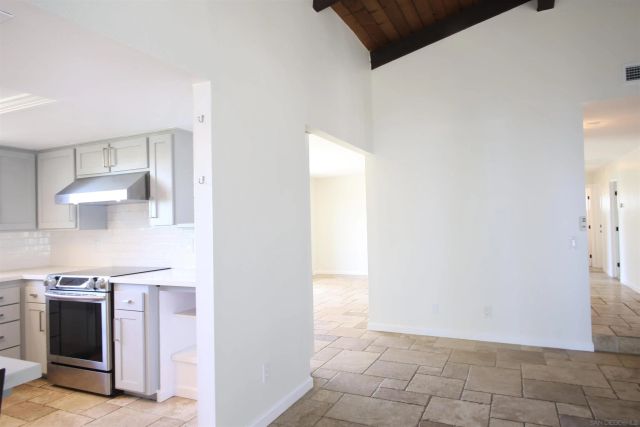 1134 McDonald Road, Fallbrook, CA 92028