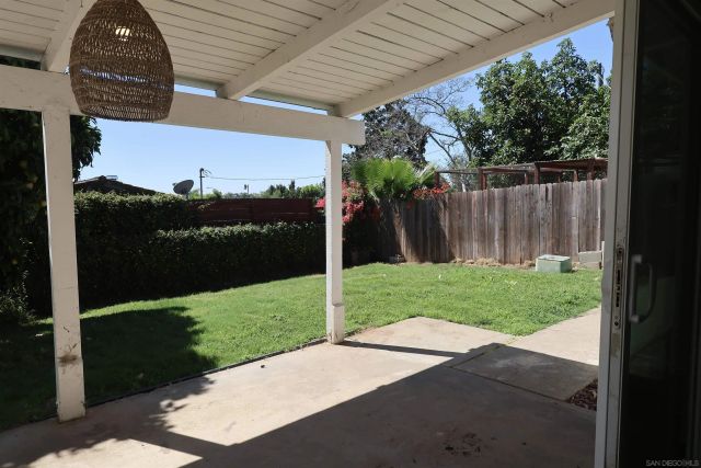 1134 McDonald Road, Fallbrook, CA 92028