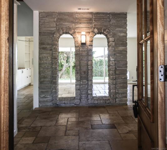 1134 McDonald Road, Fallbrook, CA 92028