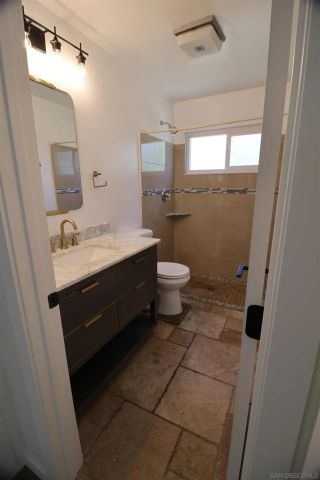 1134 McDonald Road, Fallbrook, CA 92028