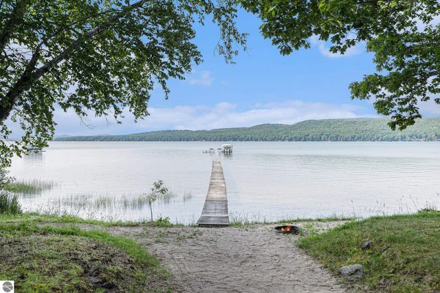 7822 W Welch Road, Empire, MI 49630