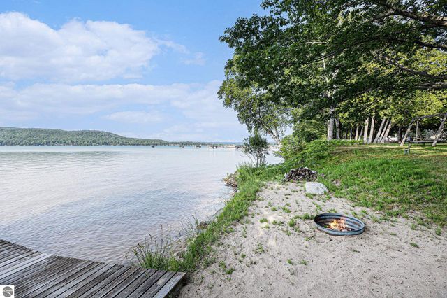 7822 W Welch Road, Empire, MI 49630