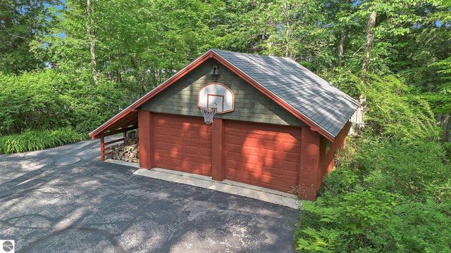 7822 W Welch Road, Empire, MI 49630