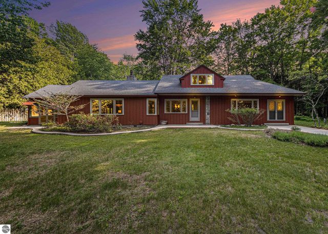 7822 W Welch Road, Empire, MI 49630