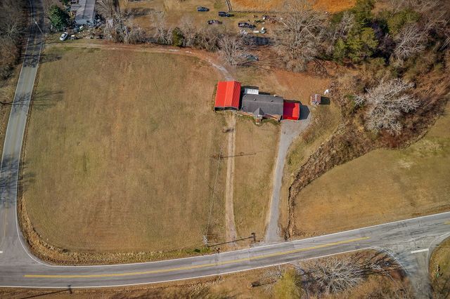 9134 Belk Rd, Smithville, TN 37166