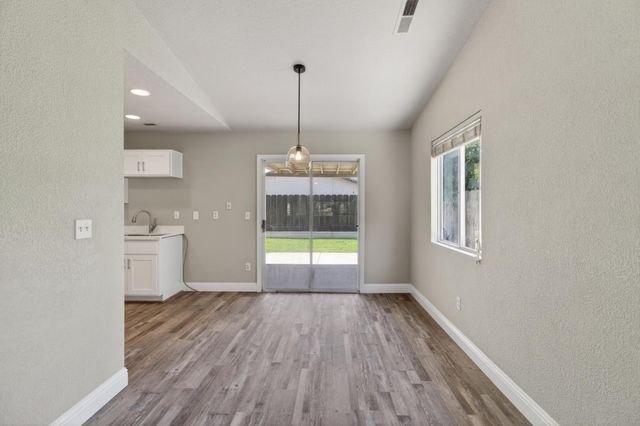 336 Serano Street, Merced, CA 95341