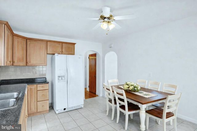 2413 READING BLVD, Reading, PA 19609