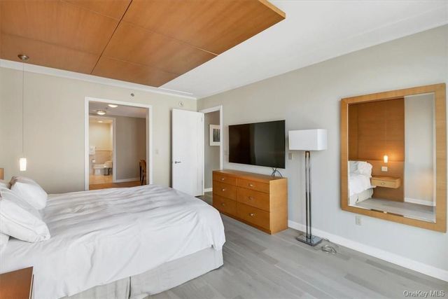 1 Renaissance Square 7B, White Plains, NY 10601