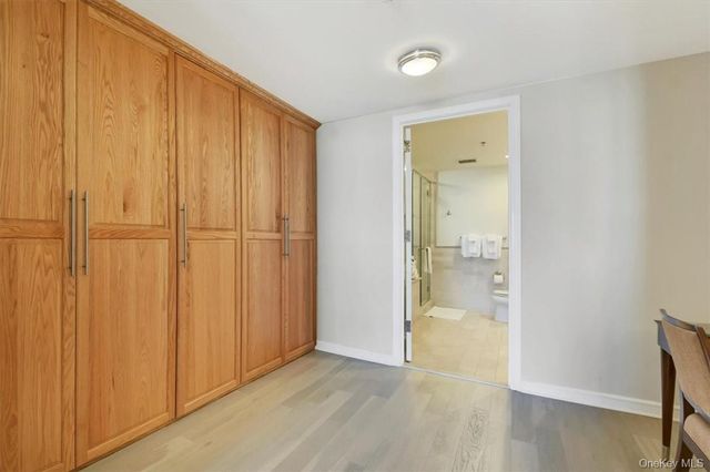 1 Renaissance Square 7B, White Plains, NY 10601