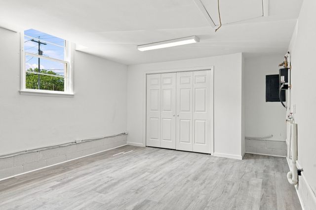 911 Hunt St, Murfreesboro, TN 37130