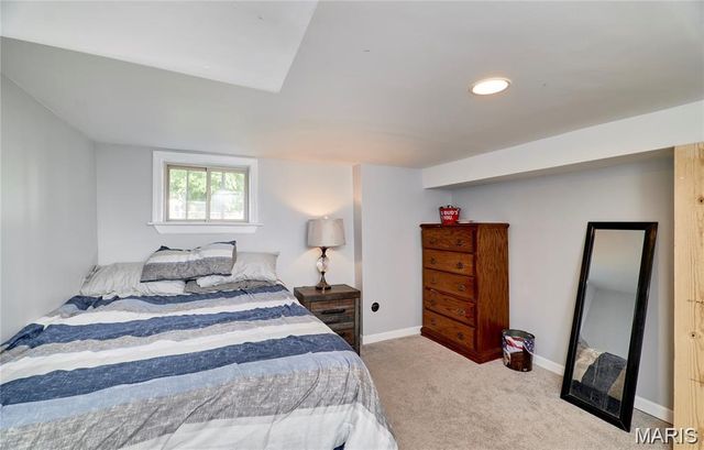 7102 Alabama Avenue, St Louis, MO 63111