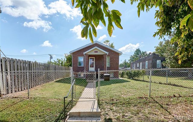 7102 Alabama Avenue, St Louis, MO 63111