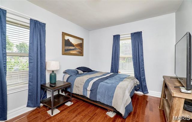 7102 Alabama Avenue, St Louis, MO 63111