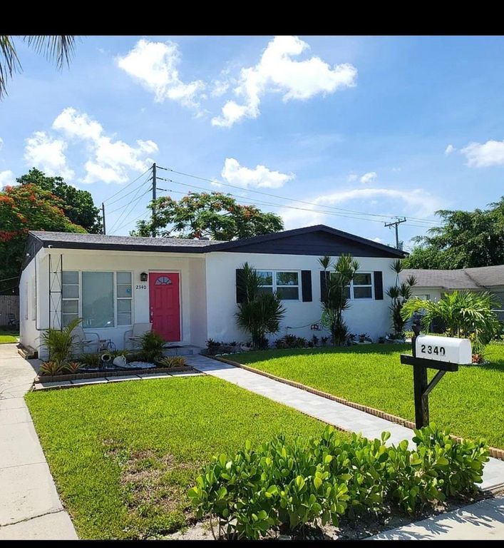 2340 Avenue M, Riviera Beach, FL 33404