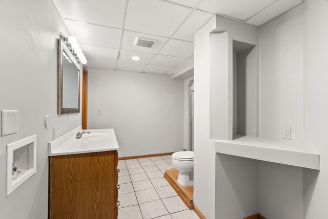 5423 Norris Street, Ames, IA 50014