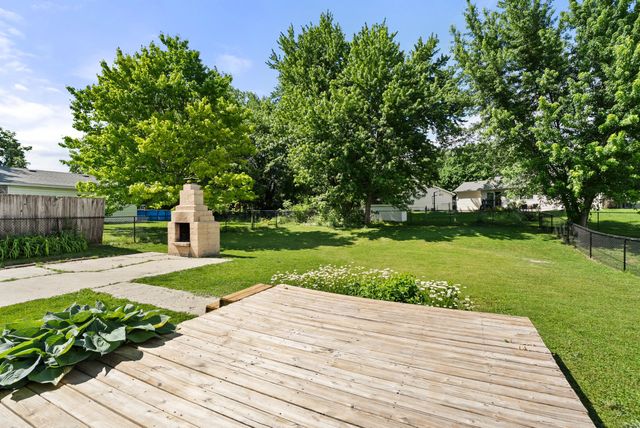 5423 Norris Street, Ames, IA 50014