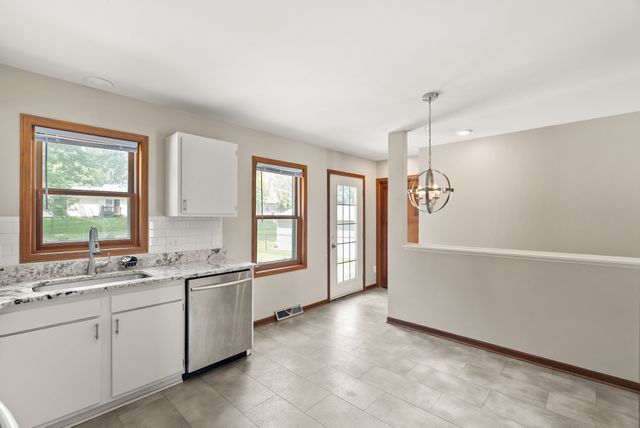 5423 Norris Street, Ames, IA 50014