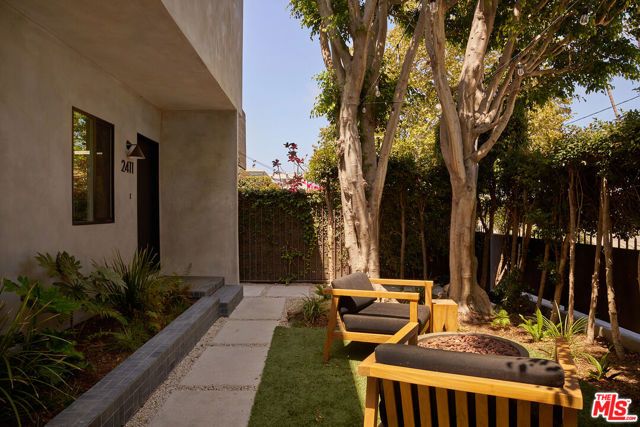2411 Abbot Kinney Boulevard, Los Angeles, CA 90291
