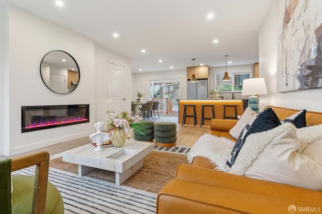 912 Wildwood Avenue, Daly City, CA 94015