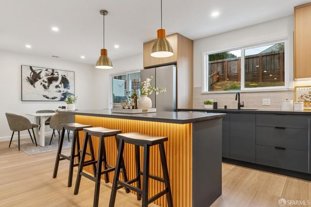 912 Wildwood Avenue, Daly City, CA 94015