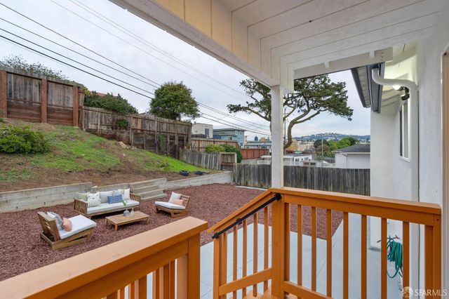 912 Wildwood Avenue, Daly City, CA 94015
