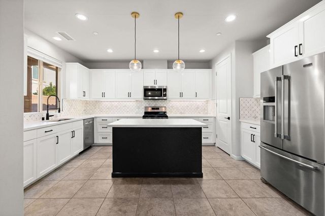 74450 Millennia Way, Palm Desert, CA 92211