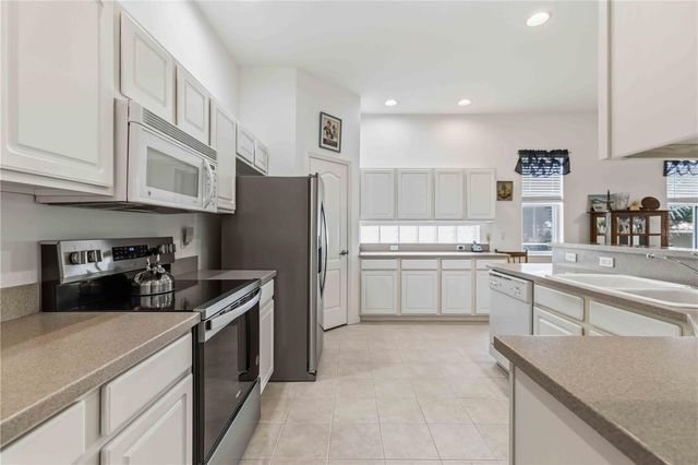 8268 47TH STREET CIRCLE E, Palmetto, FL 34221