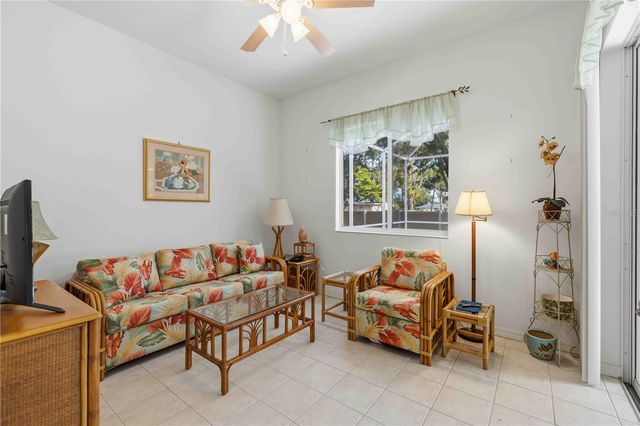 8268 47TH STREET CIRCLE E, Palmetto, FL 34221