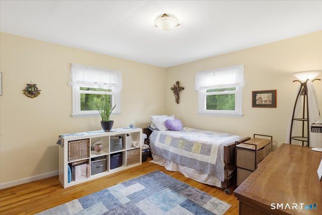 31 Iron Street, Ledyard, CT 06339