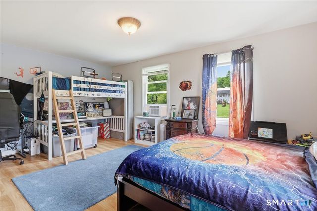 31 Iron Street, Ledyard, CT 06339