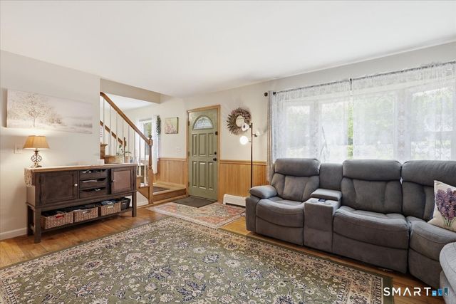 31 Iron Street, Ledyard, CT 06339