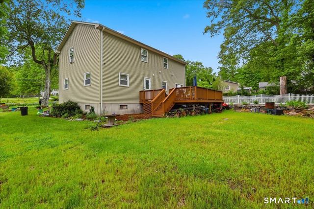 31 Iron Street, Ledyard, CT 06339