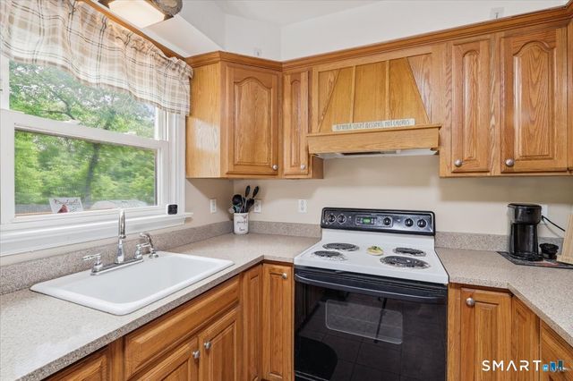 31 Iron Street, Ledyard, CT 06339