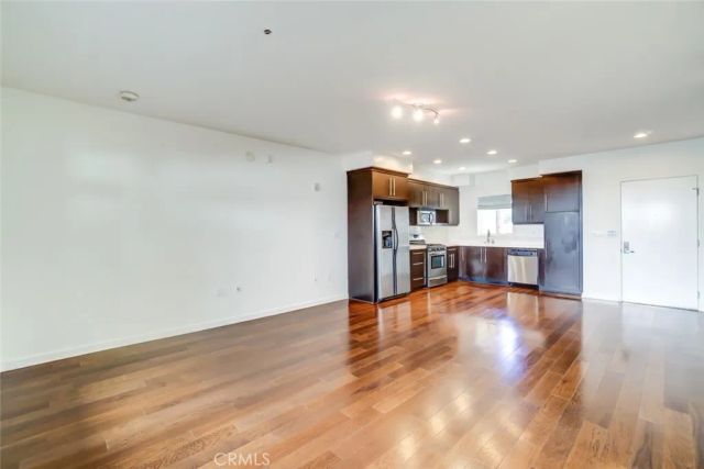 13045 Pacific Promenade 103, Los Angeles, CA 90094