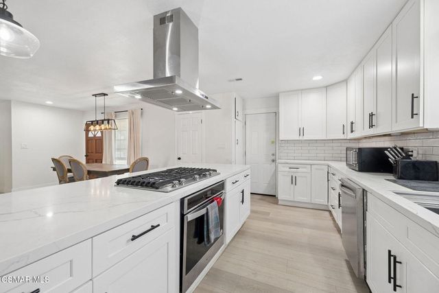 2301 Mono Street, Oxnard, CA 93036