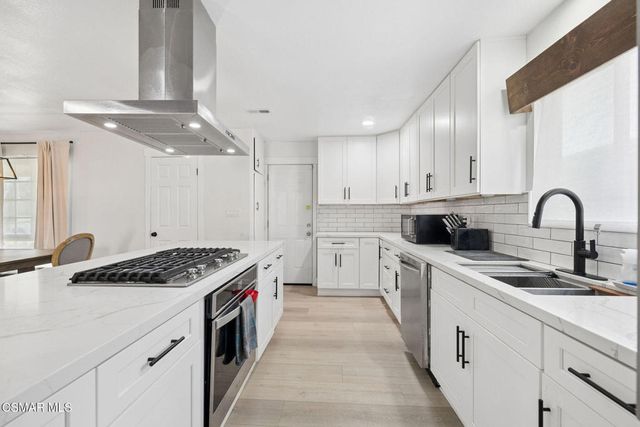 2301 Mono Street, Oxnard, CA 93036
