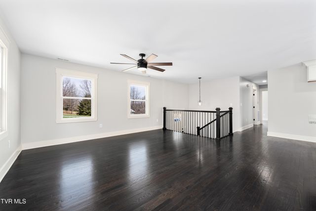 226 Dorothy Circle, Limestone, TN 37681