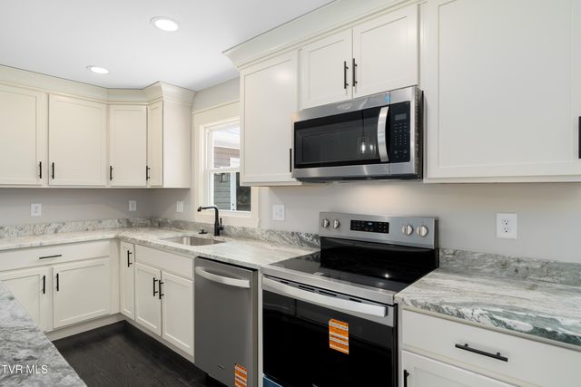 226 Dorothy Circle, Limestone, TN 37681