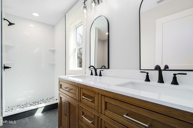 226 Dorothy Circle, Limestone, TN 37681