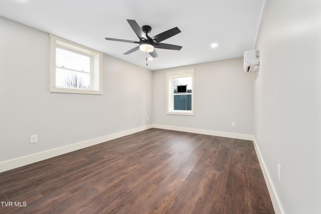 226 Dorothy Circle, Limestone, TN 37681