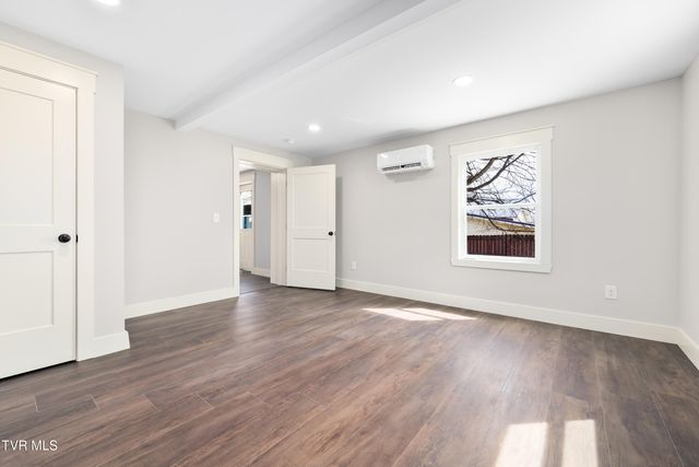 226 Dorothy Circle, Limestone, TN 37681